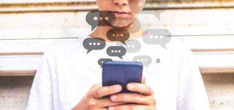 Ce trebuie să știe părinții despre relația adolescenților cu chatboții. Cum pot fi ajutați