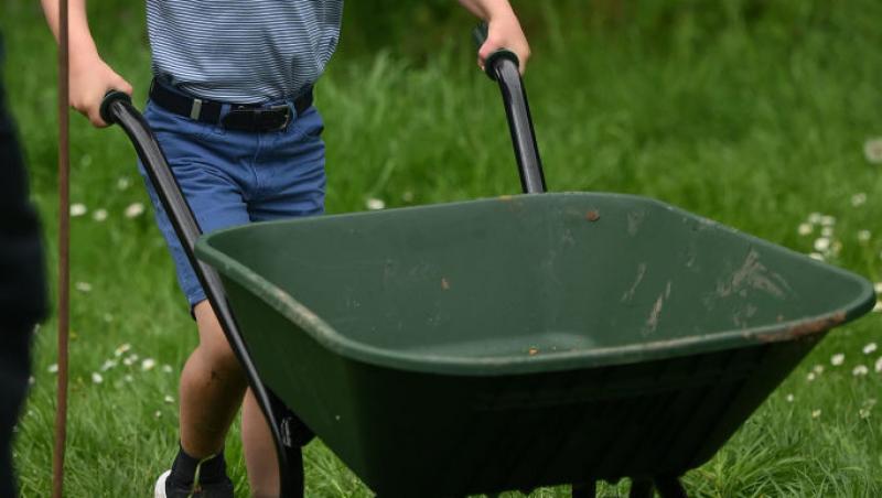 Kate Middleton a dezvăluit noua ”obsesie” a mezinului său. Ce colecționează Prințul Louis, dându-le bătăi de cap părinților