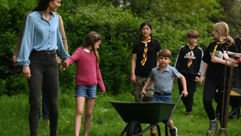 Kate Middleton a dezvăluit noua ”obsesie” a mezinului său. Ce colecționează Prințul Louis, dându-le bătăi de cap părinților
