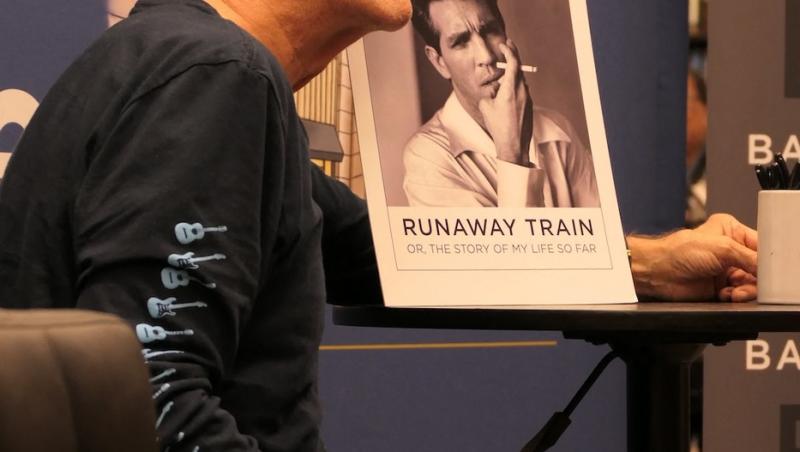 Fratele Juliei Roberts a fost la București. Ce delicatese au servit invitații lui Eric Roberts și cât a costat un singur meniu