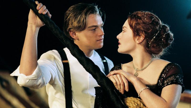 Leonardo DiCaprio și Kate Winslet în filmul Titanic