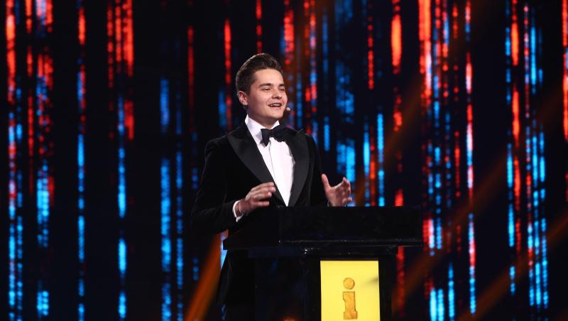 Selly și iubita lui au sărbătorit 7 ani de relație! Cum arătau ei la început și ce au transmis