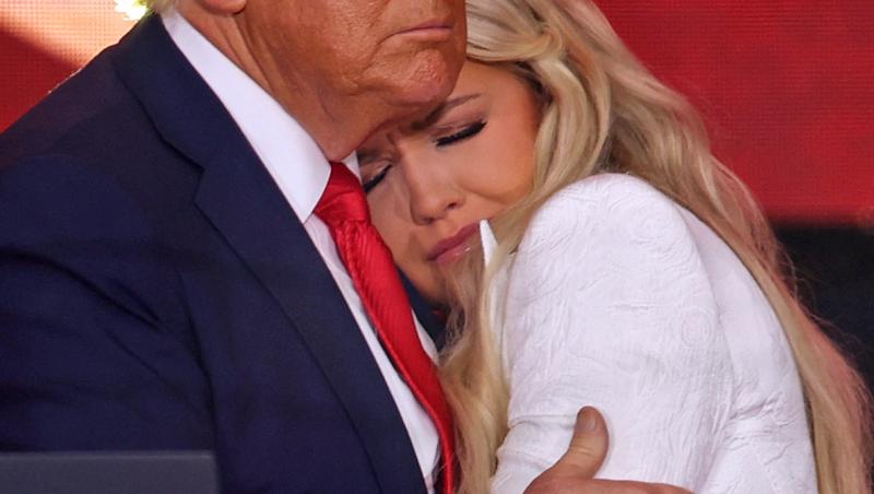 Gestul emoționant făcut de Donald Trump pentru văduva lui Charlie Kirk. Ce moment înduioșător a avut loc la ceremonia omagială