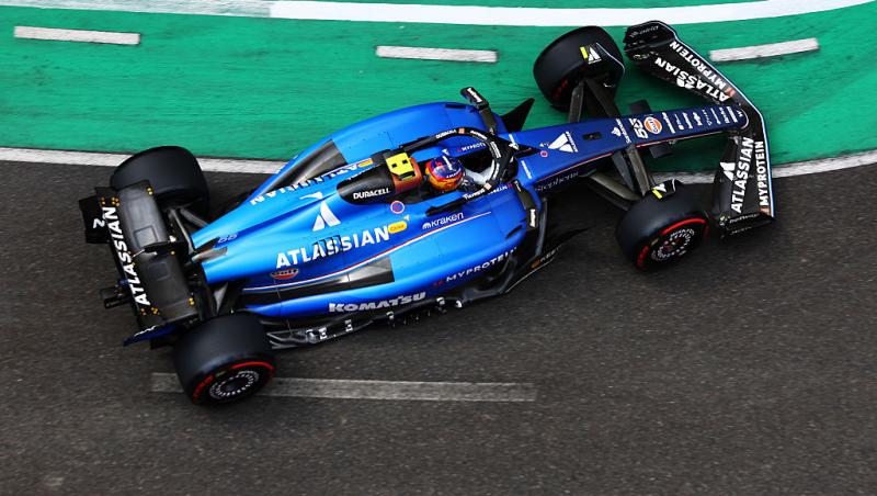 Carlos Sainz, gest de milioane pentru o fetiță. Cum a reacționat micuța când a văzut că pilotul și-a ținut promisiunea în Baku