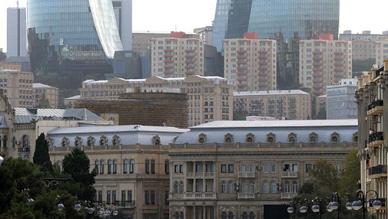 Carlos Sainz, gest de milioane pentru o fetiță. Cum a reacționat micuța când a văzut că pilotul și-a ținut promisiunea în Baku