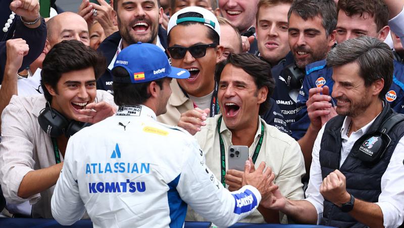 Carlos Sainz, gest de milioane pentru o fetiță. Cum a reacționat micuța când a văzut că pilotul și-a ținut promisiunea în Baku