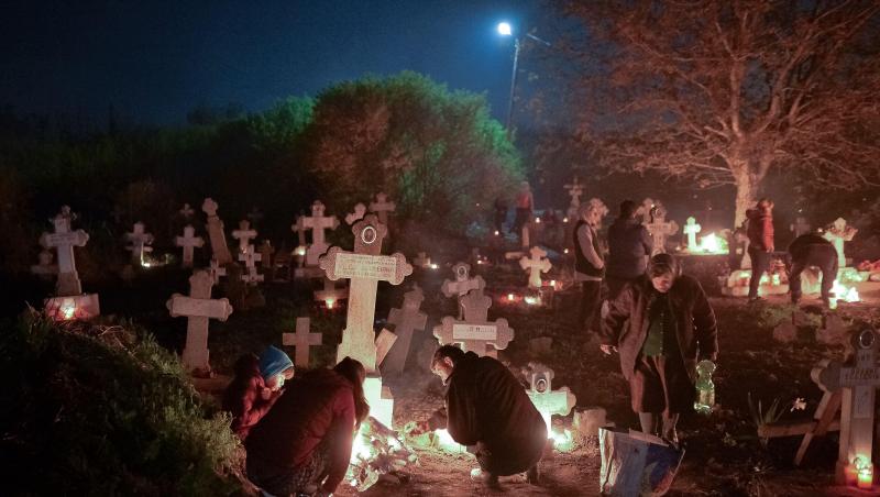 Când sunt Moșii de toamnă 2025. Ce se dă de pomană și care sunt tradițiile respectate cu sfințenie de creștini