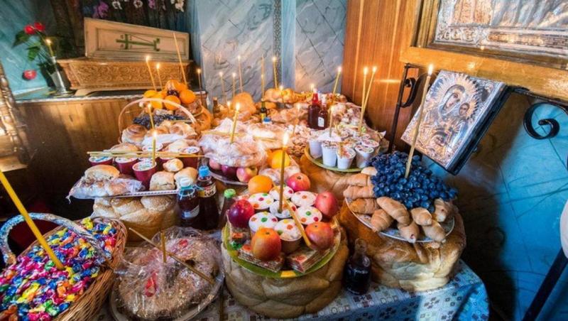 Când sunt Moșii de toamnă 2025. Ce se dă de pomană și care sunt tradițiile respectate cu sfințenie de creștini