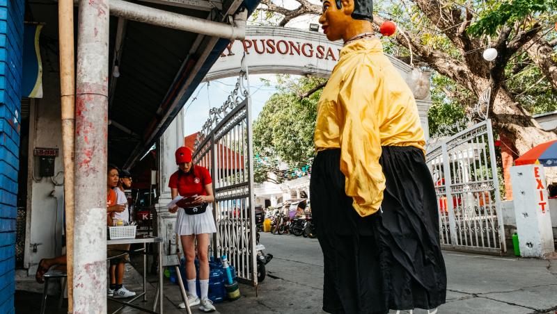 Asia Express sezonul 8, 23 septembrie 2025. O echipă a fost implicată într-un accident rutier, iar alta pare că se destramă