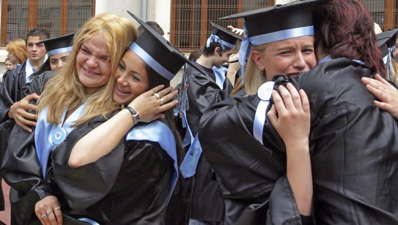 Ministerul Educației, program-pilot pentru elevii care se pregătesc de BAC. Ce măsuri se vor lua ca să se concentreze pe examene