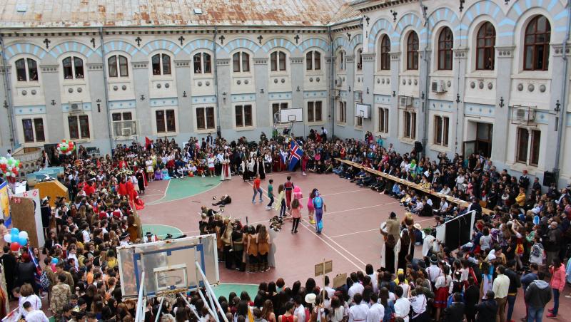 Ministerul Educației, program-pilot pentru elevii care se pregătesc de BAC. Ce măsuri se vor lua ca să se concentreze pe examene