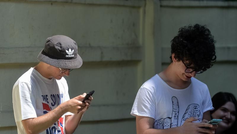 Ministerul Educației, program-pilot pentru elevii care se pregătesc de BAC. Ce măsuri se vor lua ca să se concentreze pe examene