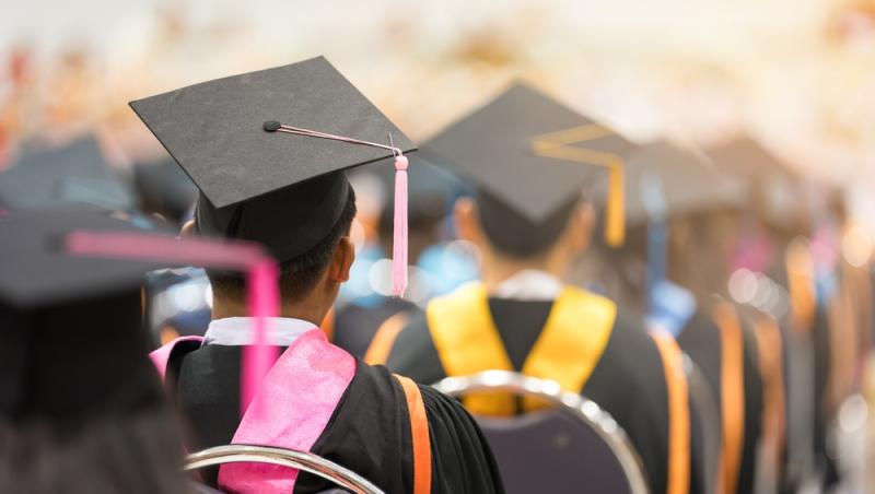 Ministerul Educației, program-pilot pentru elevii care se pregătesc de BAC. Ce măsuri se vor lua ca să se concentreze pe examene