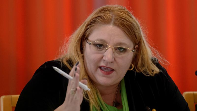 Diana Șoșoacă, acuzată pentru 11 infracțiuni. Parchetul General cere ridicarea imunității de europarlamentar