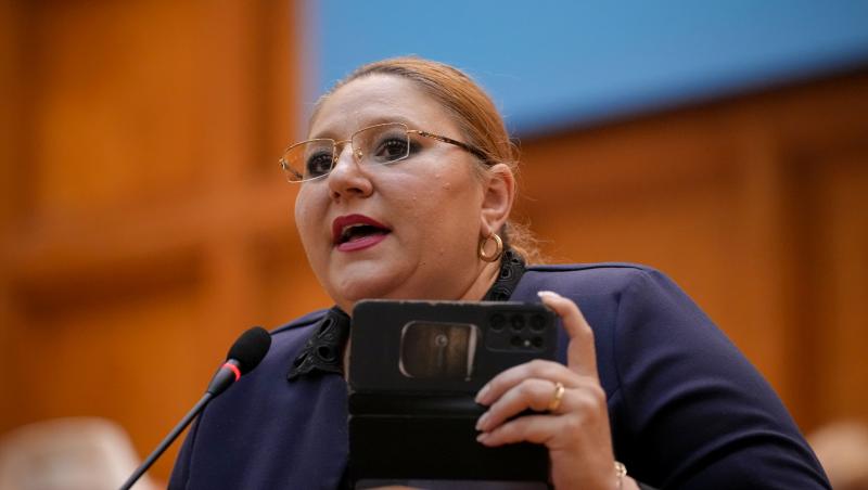 Diana Șoșoacă, acuzată pentru 11 infracțiuni. Parchetul General cere ridicarea imunității de europarlamentar