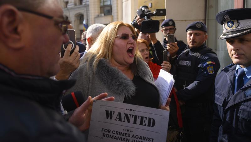 Diana Șoșoacă, acuzată pentru 11 infracțiuni. Parchetul General cere ridicarea imunității de europarlamentar