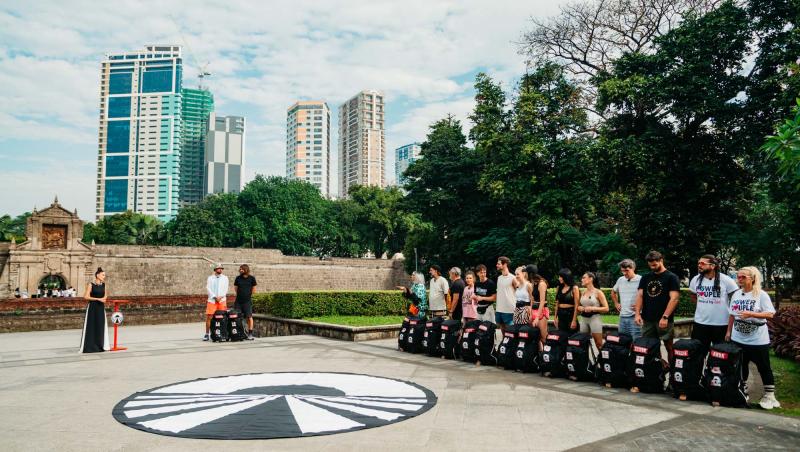 Asia Express sezonul 8, 24 septembrie 2025. Ce echipă a părăsit aventura de pe Drumul Eroilor. Medalia roșie a stârnit lacrimi