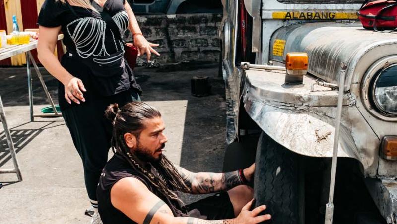 Asia Express sezonul 8, 24 septembrie 2025. Ce echipă a părăsit aventura de pe Drumul Eroilor. Medalia roșie a stârnit lacrimi