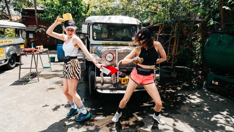 Asia Express sezonul 8, 24 septembrie 2025. Ce echipă a părăsit aventura de pe Drumul Eroilor. Medalia roșie a stârnit lacrimi