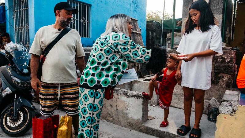 Asia Express sezonul 8, 24 septembrie 2025. Ce echipă a părăsit aventura de pe Drumul Eroilor. Medalia roșie a stârnit lacrimi