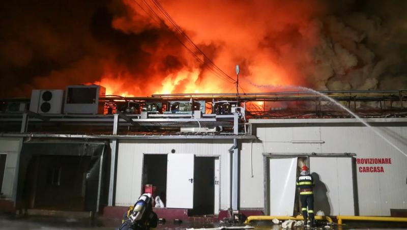 Calitatea aerului în București, din nou în parametri normali după incendiul din Sectorul 2. Ce s-a întâmplat