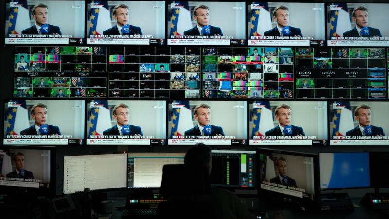 Emmanuel Macron, blocat de coloana oficială a lui Donald Trump. Cum a reacționat președintele francez | VIDEO