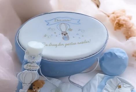 (P) Sfaturi pentru părinți și nași la organizarea botezului