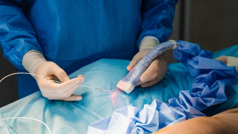 O nouă procedură estetică a câștigat teren. De ce apelează tot mai multe femei la ajutorul medicilor din Turcia