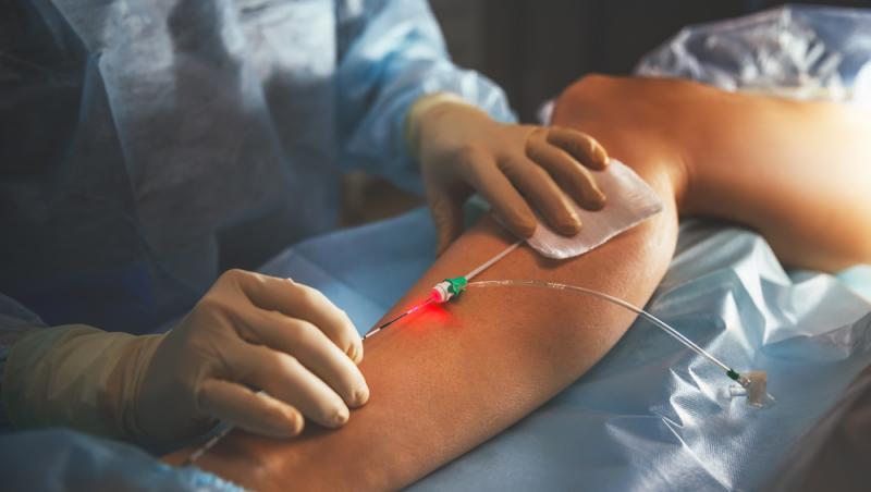 O nouă procedură estetică a câștigat teren. De ce apelează tot mai multe femei la ajutorul medicilor din Turcia