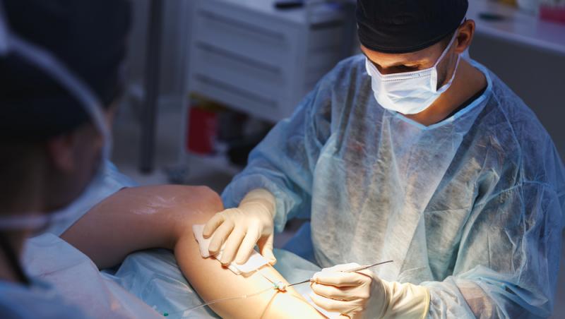 O nouă procedură estetică a câștigat teren. De ce apelează tot mai multe femei la ajutorul medicilor din Turcia