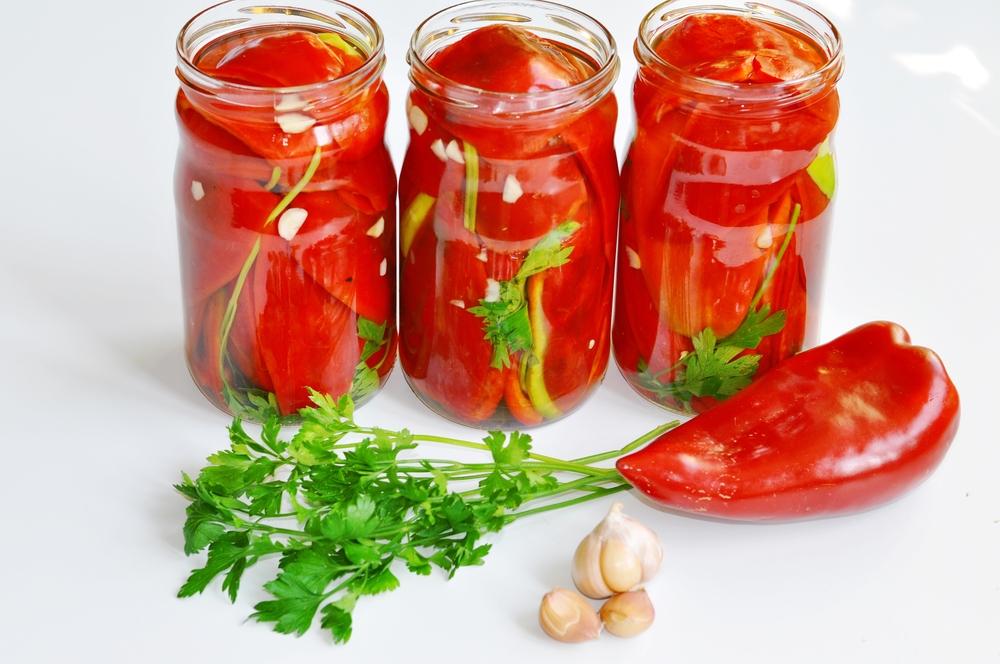 Ardei copți la borcan. Rețeta delicioasă pentru iarnă