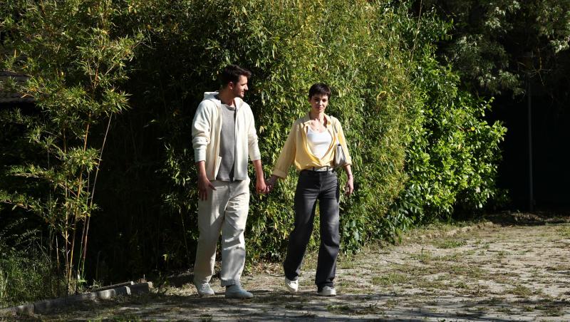 Ana, Mi-ai fost scrisă în ADN, 25 septembrie 2025. Basty află că bebelușul Sandrei nu este al lui, iar Ana se angajează