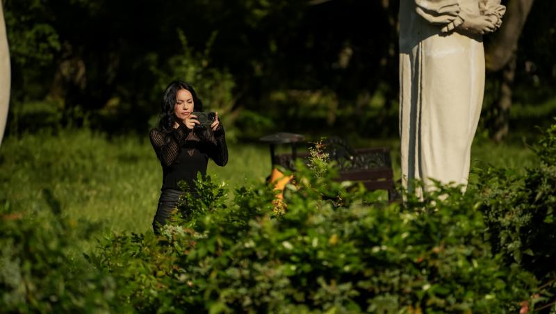 Ana, Mi-ai fost scrisă în ADN, 25 septembrie 2025. Basty află că bebelușul Sandrei nu este al lui, iar Ana se angajează