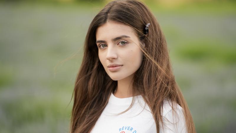 Ana, Mi-ai fost scrisă în ADN, 25 septembrie 2025. Basty află că bebelușul Sandrei nu este al lui, iar Ana se angajează