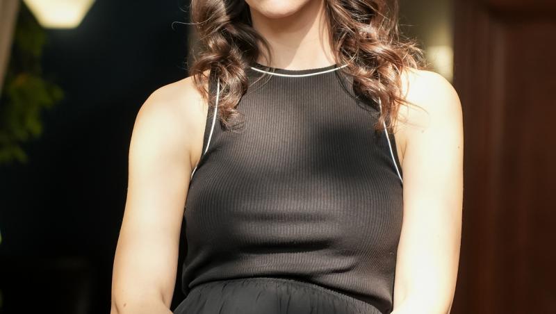 Ana, Mi-ai fost scrisă în ADN, 25 septembrie 2025. Basty află că bebelușul Sandrei nu este al lui, iar Ana se angajează