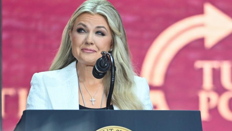 Adevărul despre legătura dintre Erika Kirk și România. A primit sau nu interdicție în țara noastră văduva lui Charlie Kirk