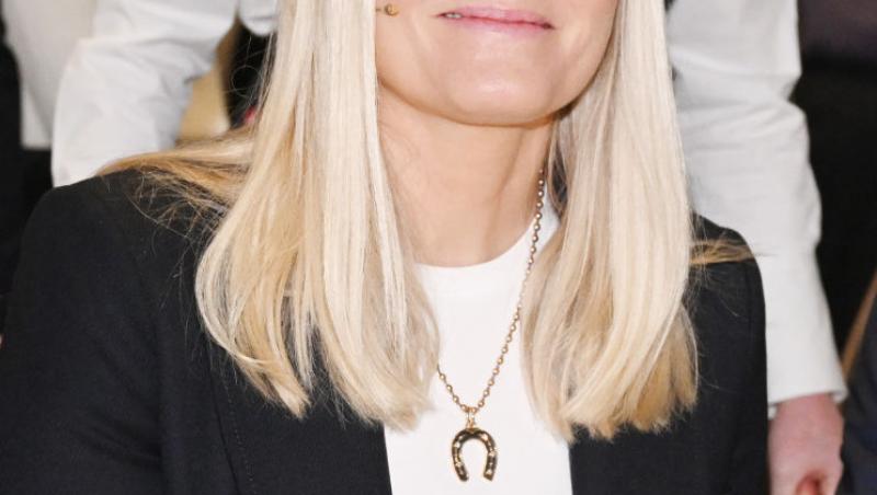 Va urca pe tron în viitor, dar se luptă cu o boală cronică la doar 52 de ani. Cine e Prințesa care va ieși din vizorul public