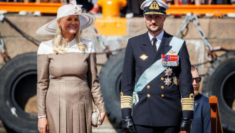 Va urca pe tron în viitor, dar se luptă cu o boală cronică la doar 52 de ani. Cine e Prințesa care va ieși din vizorul public