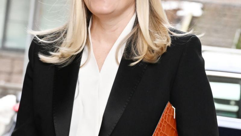 Va urca pe tron în viitor, dar se luptă cu o boală cronică la doar 52 de ani. Cine e Prințesa care va ieși din vizorul public