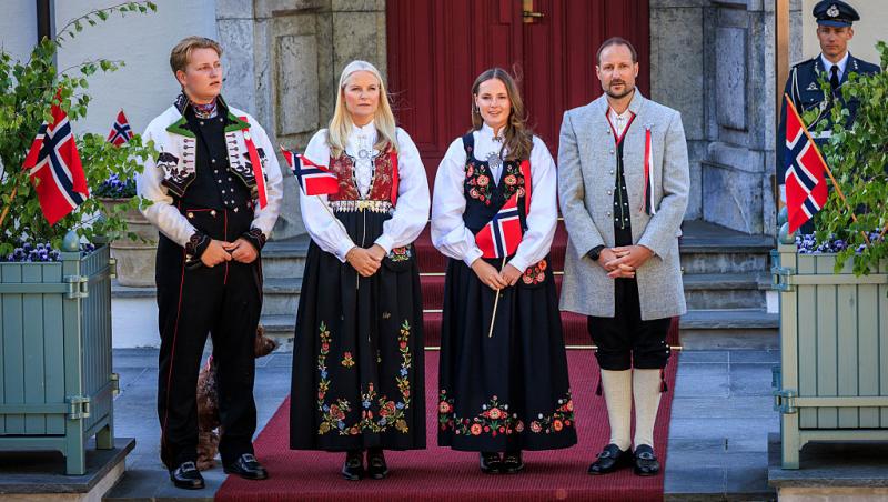 Va urca pe tron în viitor, dar se luptă cu o boală cronică la doar 52 de ani. Cine e Prințesa care va ieși din vizorul public