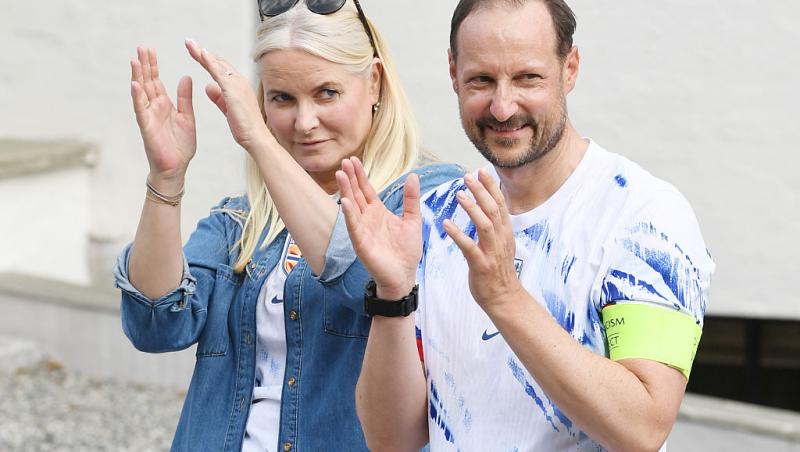 Va urca pe tron în viitor, dar se luptă cu o boală cronică la doar 52 de ani. Cine e Prințesa care va ieși din vizorul public