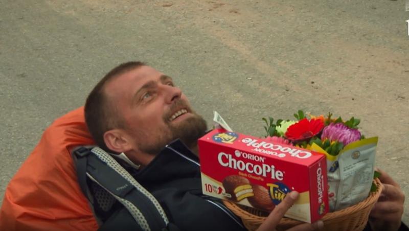 Asia Express sezonul 8, 28 septembrie 2025. Autostopul, o adevărată provocare în prima zi din Vietnam. La ce strategii au apelat