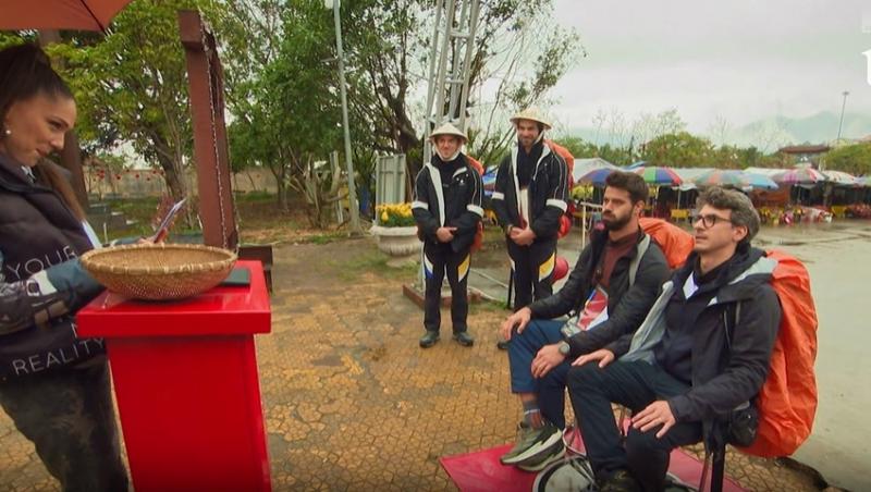 Asia Express sezonul 8, 28 septembrie 2025. Două echipe au ajuns la Irina Fodor, dar jocul nu s-a oprit. Ce a urmat la templu