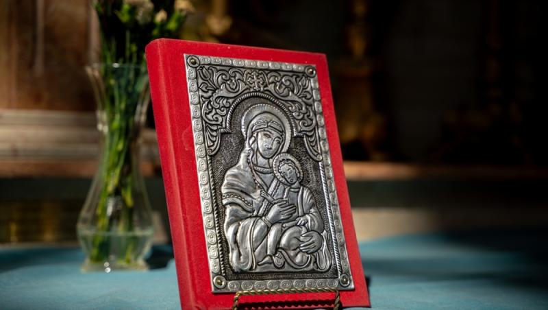 Sărbătoare creștină importantă pe 1 octombrie. De ce se citește acatistul Acoperământul Maicii Domnului