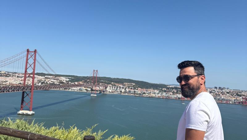 Chef Orlando Zaharia, poze inedite din vacanța sa din Lisabona. Cum s-a fotografiat alături de soție în cele mai frumoase ipostaze