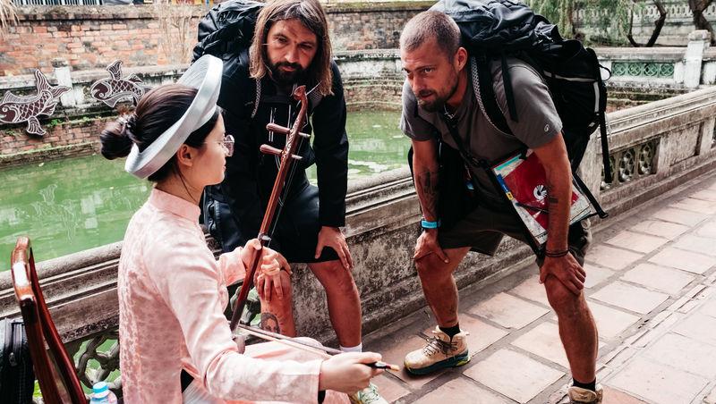 Asia Express sezonul 8, 30 septembrie 2025. Cine a câștigat imunitatea mică din etapa patru. Întorsătură de situație în cursă