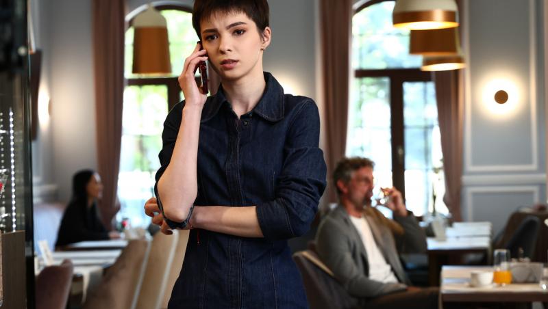 Ana, Mi-ai fost scrisă în ADN, 4 septembrie 2025. Victoria îi zice lui George ce s-a întâmplat cu ea și sora geamănă. Decizia Anei