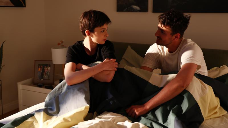 Ana, Mi-ai fost scrisă în ADN, 4 septembrie 2025. Victoria îi zice lui George ce s-a întâmplat cu ea și sora geamănă. Decizia Anei