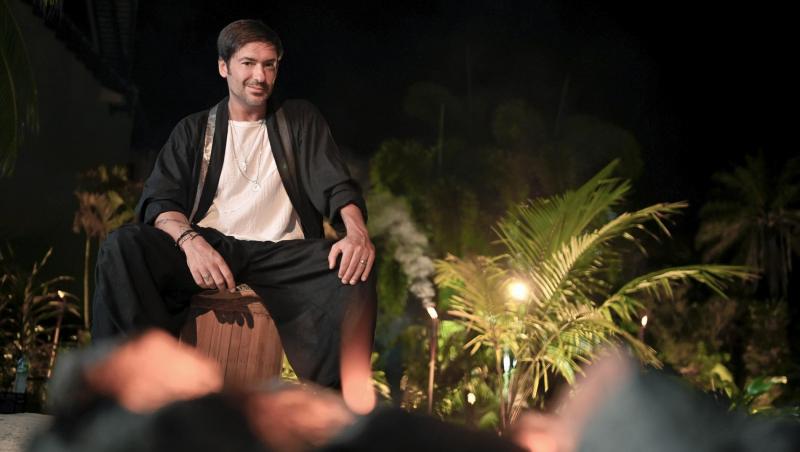 Radu Vâlcan, „Dream Date” cu Adela Popescu la casa lor de la Șușani. Fotografia a adunat zeci de mii de aprecieri