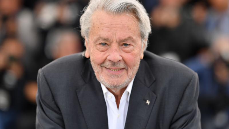 Copiii lui Alain Delon se ceartă pe moștenirea lăsată de faimosul actor. Ce mai au de împărțit la un an de la moartea tatălui lor